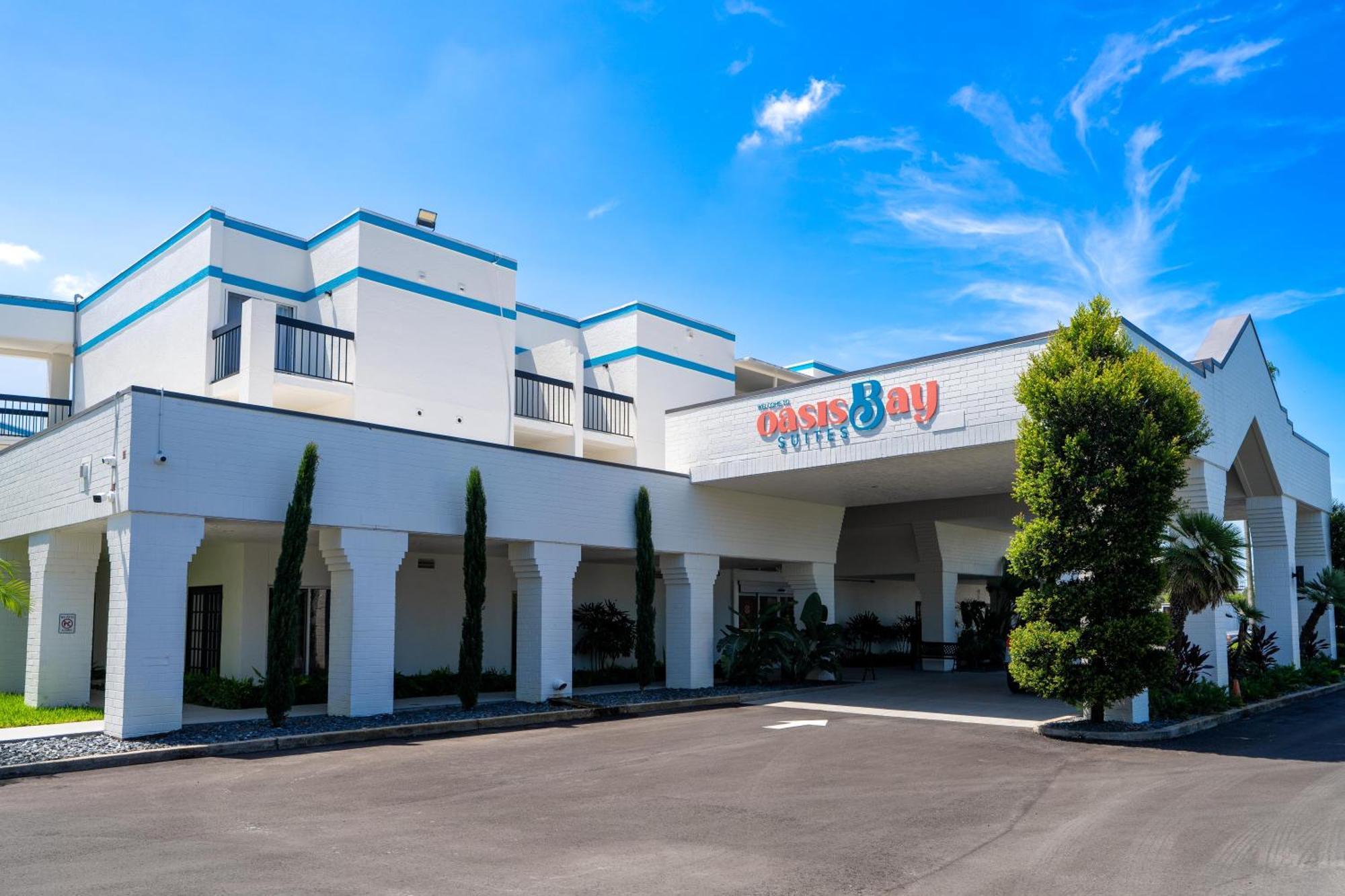 Oasis Bay Suites, Tampa, Busch Gardens, Usf Екстериор снимка