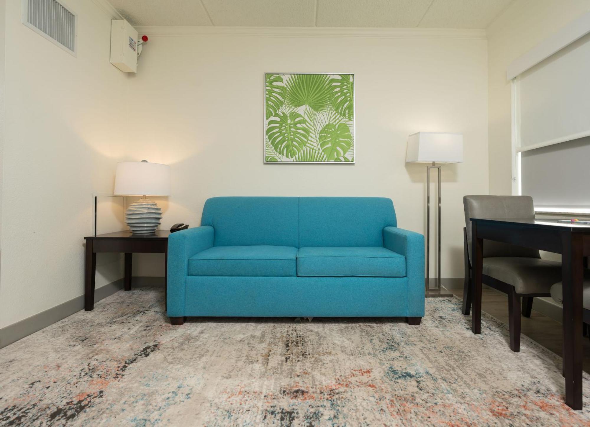 Oasis Bay Suites, Tampa, Busch Gardens, Usf Екстериор снимка