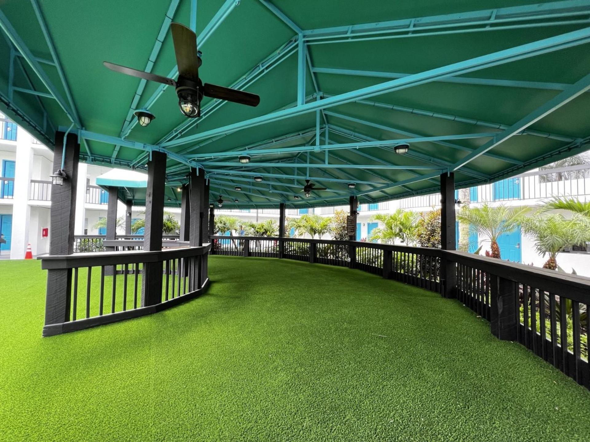 Oasis Bay Suites, Tampa, Busch Gardens, Usf Екстериор снимка